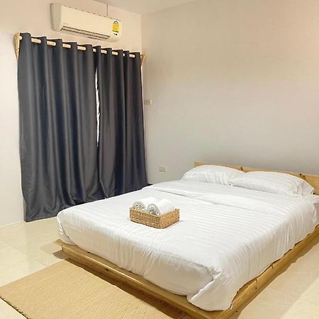 Baan Chinnakarn Chiang Mai Esterno foto