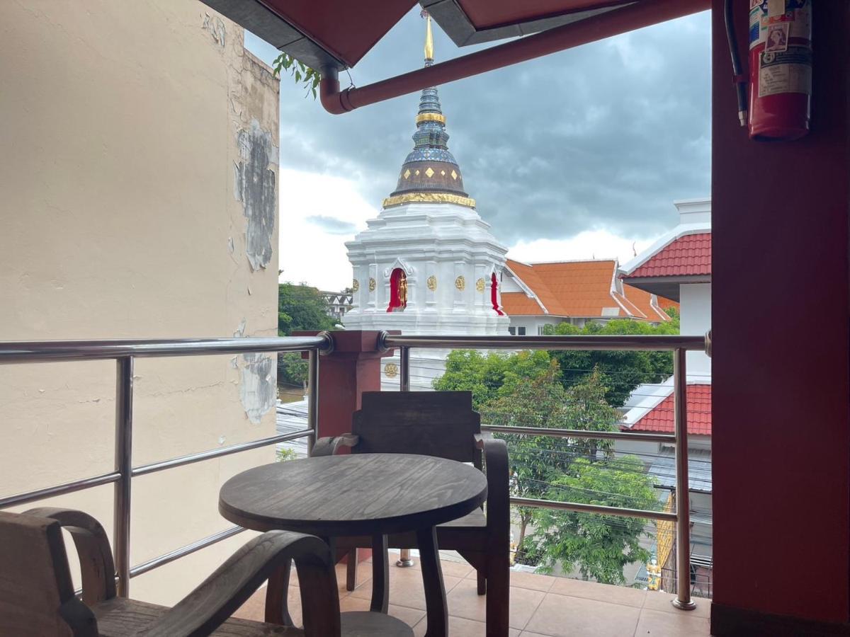 Baan Chinnakarn Chiang Mai Esterno foto