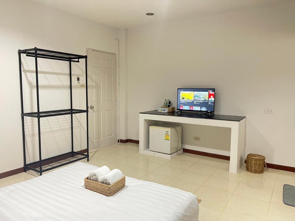 Baan Chinnakarn Chiang Mai Esterno foto